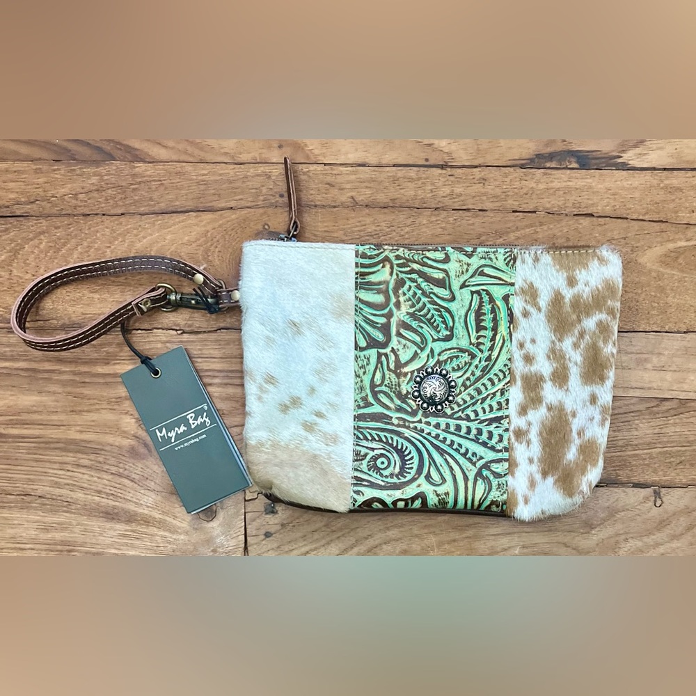Myra Cheyenne Plains Pouch